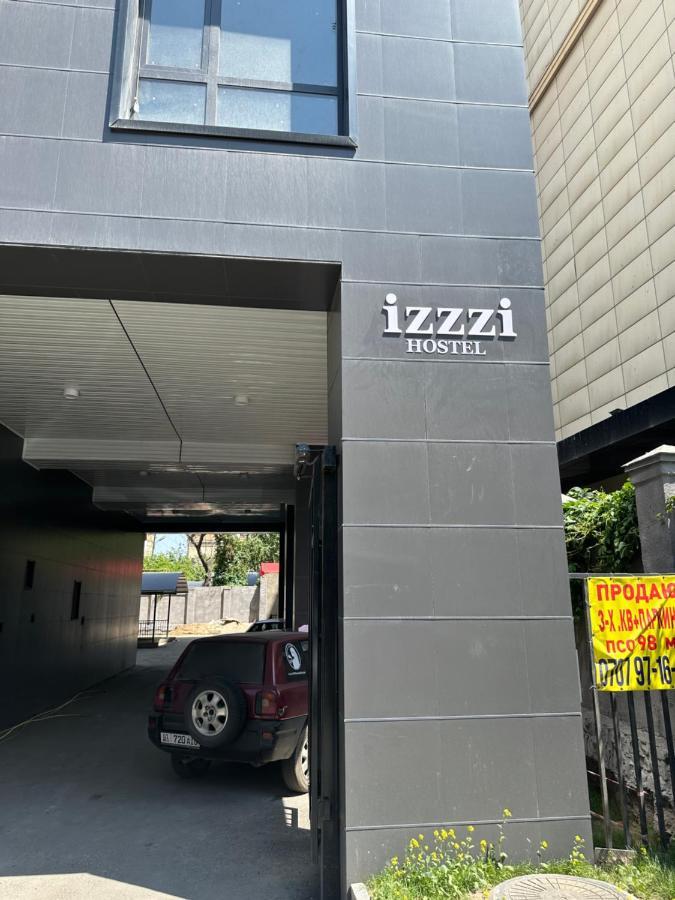 Izzzi Hostel Bishkek Exterior photo